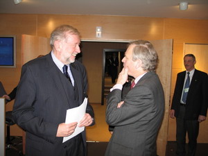 Dimitrij Rupel, Ministre des Affaires étrangères, et M. Jaap de Hoop Scheffer, le secrétaire général de l’OTAN