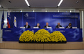 Med novinarsko konferenco (McCreevy, Trichet, Bajuk, Almunia, Bremšak)