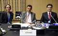 La délégation grecque avec Ioannis Patiris (au milieu) chef du directorat des relations industrielles internationales