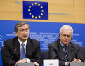 Président de la République de la Slovénie Danilo Türk et président du Parlement européen Hans-gert Pöttering à la conférence de presse