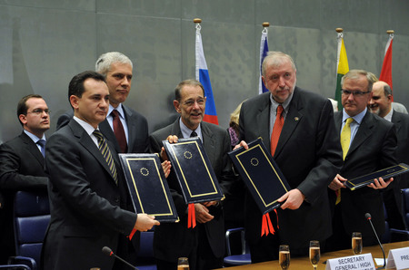 Après la signature de l'accord de stabilisation et d'association (ASA) entre la Serbie et l'UE