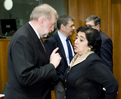 Le ministre slovène des Affaires étrangères Dimitrij Rupel avec la ministre chypriote des Affaires étrangères, Mme Erato Kozakou-Marcoullis