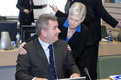 Minister Andrej Vizjak and Dutch minister for economic affairs Maria van der Hoeven