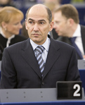 Le Premier ministre de la Rèpublique de Slovénie Janez Janša avant la présentation des priorités de la présidence slovène au Parlement européen à Strasbourg