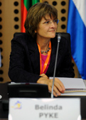Belinda Pyke, directrice de la Direction Égalité femmes-hommes, Action contre la. discrimination, société civile