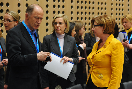 President of Slovenian Association of Free Trade Unions Dušan Semolič, Head of Minister's Cabinet Marjeta Bec and Minister of Labour, Family and Social Affairs Marjeta Cotman