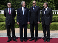 Photo de groupe: Jose Manuel Barroso, George W. Bush, Janez Janša et Javier Solana