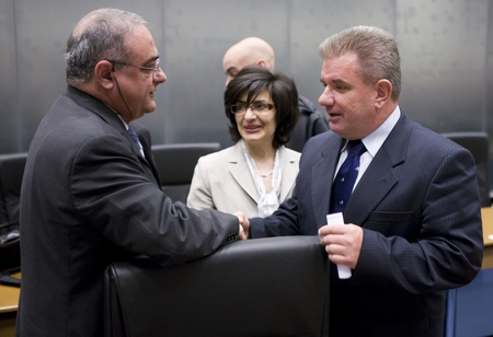 Maltese minister for Communications and National Projects Austin Gatt and Slovenian Minister of Economy Andrej Vizjak