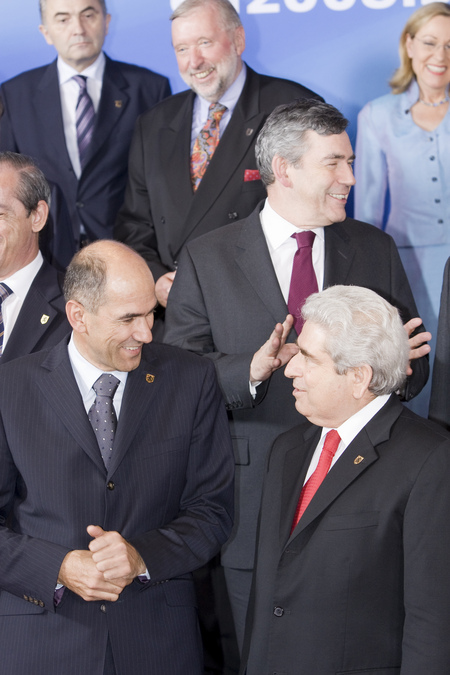 Conversation entre Premier ministre slovène Janez Janša et Président du Chypre Dimitris Christofias