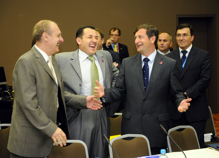 Croatian State Secretary at the Ministry of Defence Mate Raboteg, Minister of Defence of BiH Selmo Cikotić and Slovenian Minister of Defence Karl Erjavec