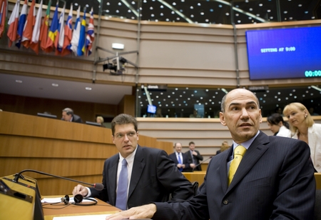 Secrétaire d'État aux Affaires européennes Janez Lenarčič et Premier ministre slovène Janez Janša