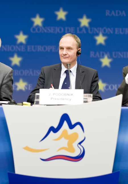 Minister Janez Podobnik at the Press Conference