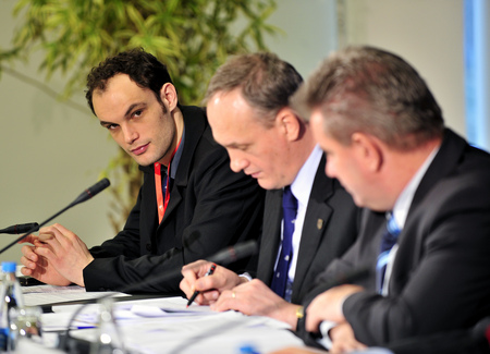 Press conference (Logar, Podobnik, Vizjak)