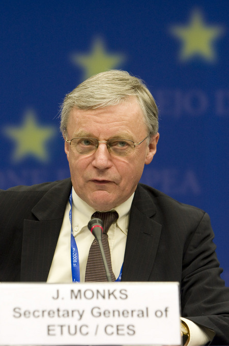 John Monks, le secrétaire général de la CES (Confédération européenne des syndicats)