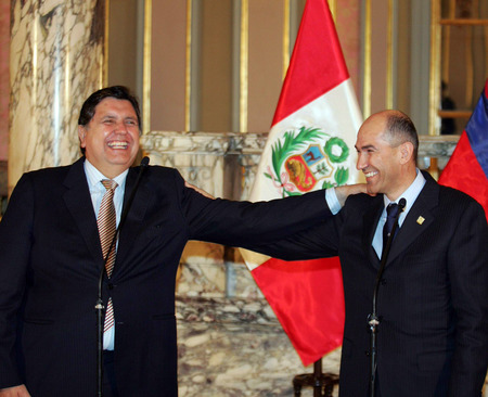 Président péruvien Alan García Pérez et premier ministre slovène Janez Janša