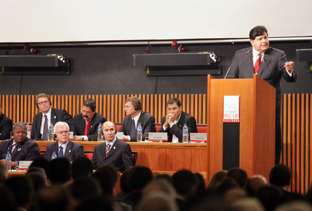 Allocution d'introduction du Président péruvien Alan García Pérez au Sommet l’UE – ALC