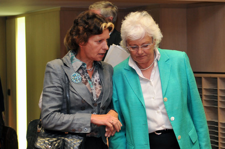 Member of the European Commission Mariann Fischer Boel and Dutch minister of agriculture, nature and food quality Gerda Verburg