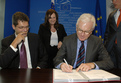 Formal signing of co-decission legislation: Janez Lenarčič, Slovenian State Secretary for European Affairs for the Council of the European Union and President of the European Parliament Hans-Gert Pöttering