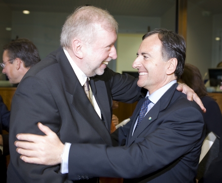 Dimitrij Rupel, ministre slovène des Affaires étrangères et président du Conseil Affaires générales et Relations extérieures et Franco Frattini, ministre italien des Affaires étrangères