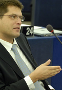 Državni sekretar za evropske zadeve Janez Lenarčič med plenarnim zasedanjem EP