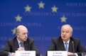 Evropski komisar za finance Joaquín Almunia in slovenski finančni minister Andrej Bajuk na novinarski konferenci po srečanju Sveta za ekonomske in finančne zadeve (ECOFIN)