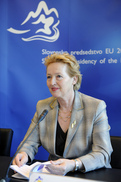 Slovenian Minister of Health Zofija Mazej Kukovič at the press conference