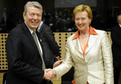 Alan Johnson, UK Secretary of State for Health and the Slovenian Minister of Health Zofija Mazej Kukovič