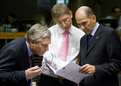 Ferenc Gyurcsany, Hungarian Prime Minister, with his Slovenian counterpart and President of the European Council Janez Janša